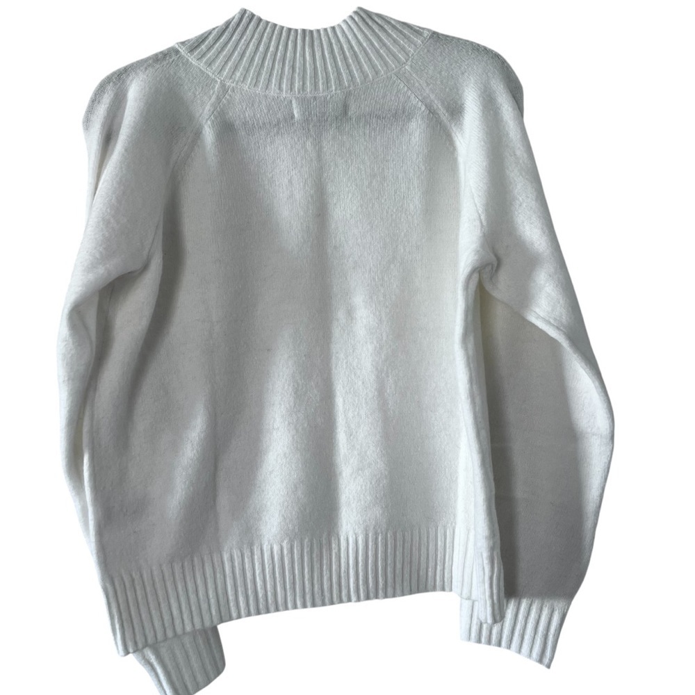 NWT Banana Republic Cozy Alpaca V Neck Sweater in White size Small - Picture 5 of 14